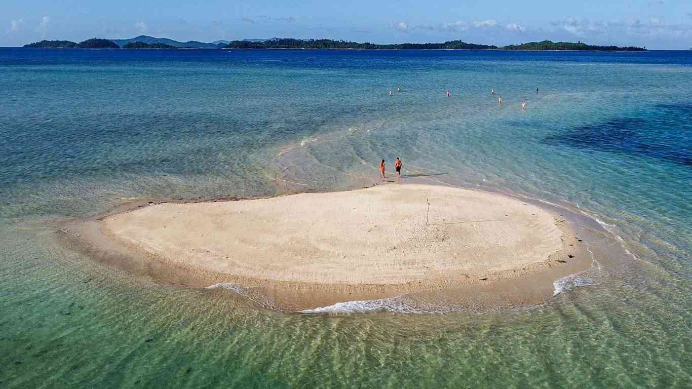 San Vicente Island Hopping